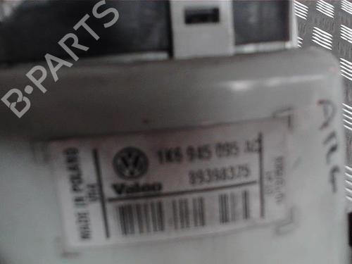 Left taillight VW GOLF V (1K1) 1.9 TDI | BP24285510C34 - Image 4