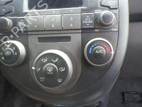AC Styreenhet / Manøvreringsenhet KIA SOUL I (AM) 1.6 CRDi 128 (126 hp) 24287511