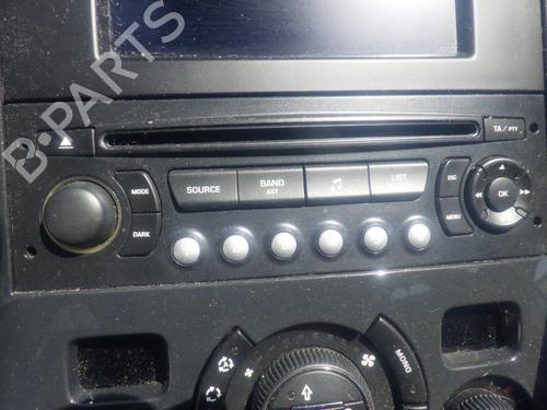 Used Radio Radio 37449461 37449461