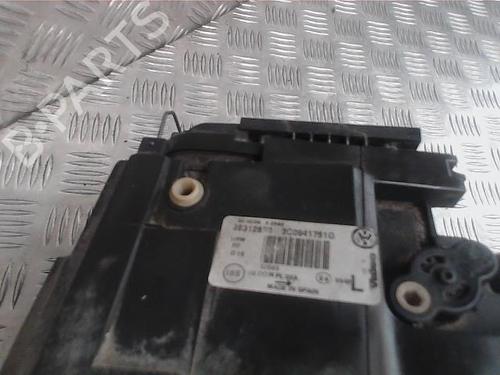 Left headlight VW PASSAT B6 (3C2) 2.0 TDI 16V 4motion | BP24285330C28 - Image 9