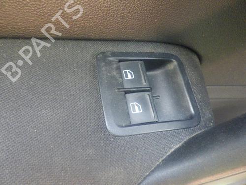 Venstre fortil elrude kontakt Venstre fortil elrude kontakt VW POLO V (6R1, 6C1) 1.2 (60 hp) 33737590 33737590