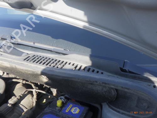 Used Front windshield wiper arm VW TOURAN (1T3) 1.6 TDI (105 hp) 26055782