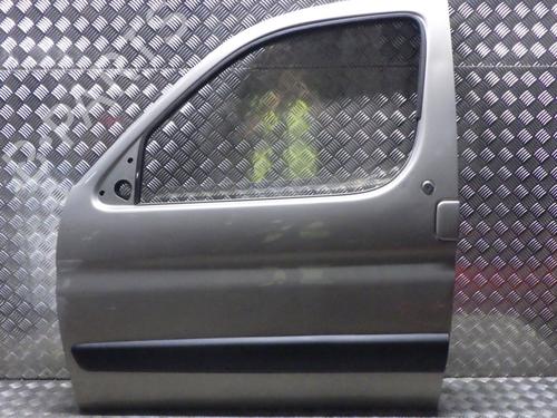 Used Left front door Left front door CITROËN BERLINGO / BERLINGO FIRST MPV (MF_, GJK_, GFK_) 1.6 HDI 90 (MF9HX) (90 hp) 26456069 26456069