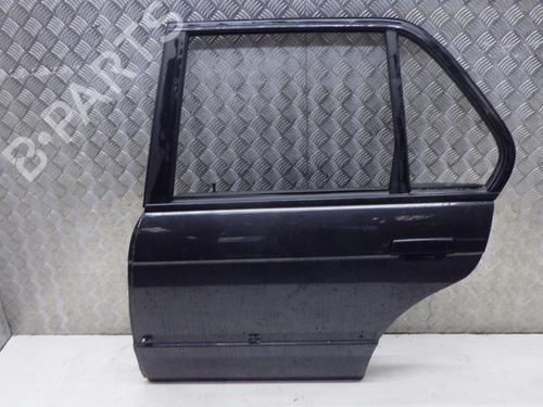 Używane Drzwi tylne lewe BMW 3 (E30) 318 i (115 hp) 32704393