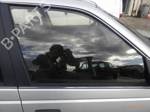 Used Front right door window PEUGEOT 405 I (15B) 1.9 Diesel (69 hp) 30574349
