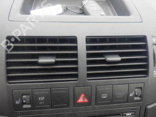 Used Air vent Air vent VW POLO IV (9N_, 9A_) 1.4 FSI (86 hp) 32708722 32708722