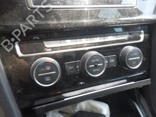 Used Climate control VW GOLF VII (5G1, BQ1, BE1, BE2) 1.4 TSI (140 hp) 26936615