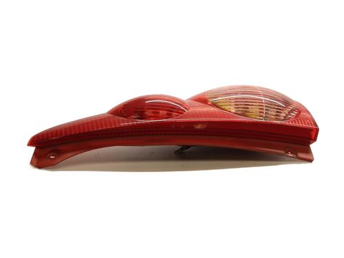 Used Right taillight PEUGEOT 107 (PM_, PN_) 1.0 (68 hp) 26296601