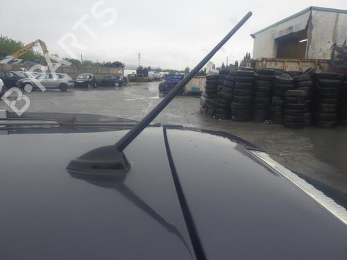 Antenne/Base Antenne/Base RENAULT LAGUNA III Grandtour (KT0/1) 2.0 dCi (KT01, KT08, KT09, KT0K, KT12, KT1D, KT1W) (150 hp) 33934097 33934097
