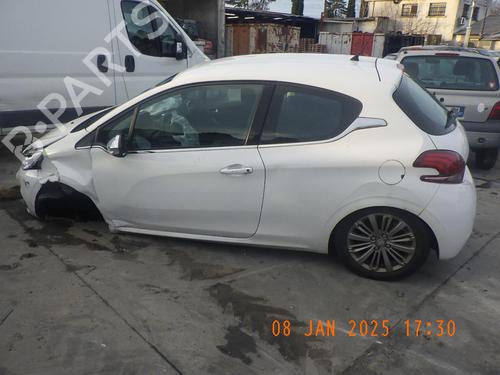 Højre forlygte PEUGEOT 208 I (CA_, CC_) 1.2 THP 110 | BP29863272C29