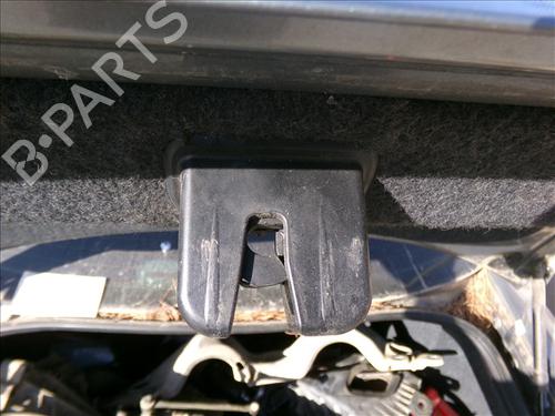 Used Tailgate lock AUDI A4 B7 (8EC) 2.0 TDI (140 hp) 27888938