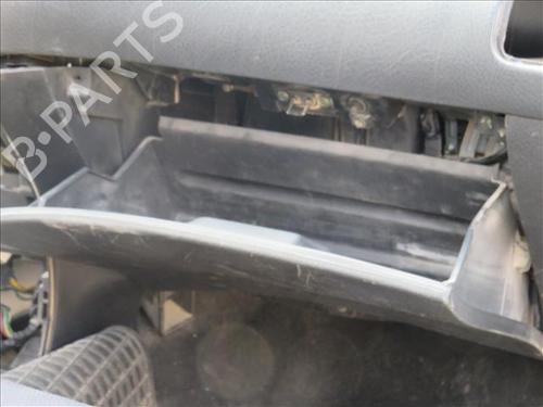 Glove box NISSAN TERRANO II (R20) 2.7 TDi 4WD | BP24558700C95 