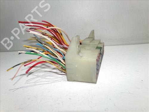 Fuse box RENAULT TWINGO I (C06_) 1.2 (C066, C068) | BP28083651E1 
