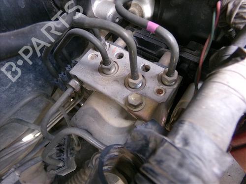 Used ABS pump TOYOTA YARIS (_P1_) 1.4 D-4D (NLP10_, NLP10R) (75 hp) 28367910
