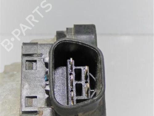 Used Front wiper motor MITSUBISHI COLT IV (CA_A) 1.3 GLi 12V (CA1A) (75 hp) 24556468