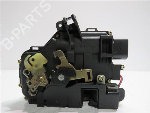 Front left lock AUDI A6 C5 (4B2) 1.8 | BP24555792C98 