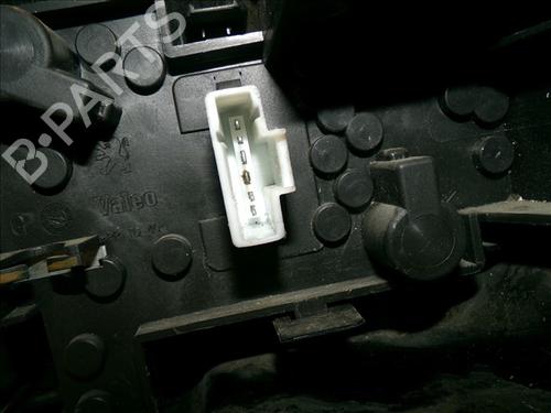 Left taillight PEUGEOT 407 (6D_) 2.0 HDi 135 (6DRHRH, 6DRHRE, 6DRHRG, 6DRHRJ) | BP30006721C34 