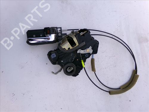 Used Front right lock TOYOTA COROLLA (_E12_) 2.0 D-4D (CDE120R, CDE120L_) (116 hp) 26283807