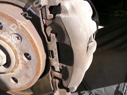 Used Right front brake caliper MERCEDES-BENZ VITO Bus (W638) 108 D 2.3 (638.164) (79 hp) 27587337