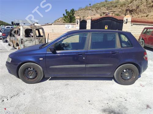 Left mirror FIAT STILO (192_) 1.9 JTD (192_XE1A) | BP24556928C26 