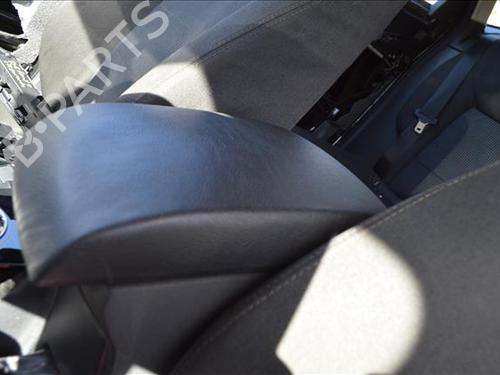 Used Armrest / Center console FORD MONDEO IV (BA7) 1.6 Ti (110 hp) 24563850