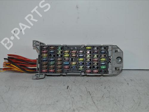Used Fuse box OPEL MERIVA A MPV (X03) 1.7 CDTI (E75) (100 hp) 24561499