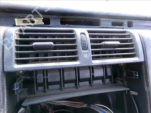 Used Air vent MERCEDES-BENZ E-CLASS (W210) E 280 (210.063) (204 hp) 27866779