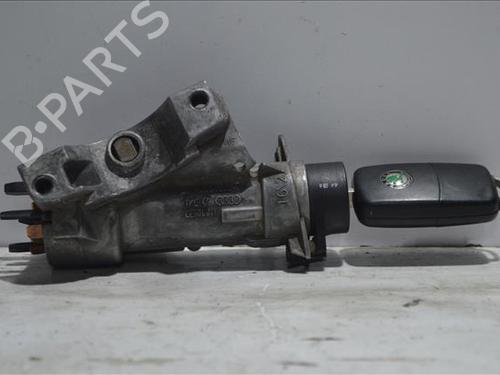 Used Electronic module SKODA FABIA I (6Y2) 1.4 (60 hp) 24560893