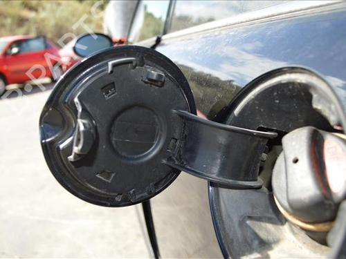 Używane Klapa wlewu paliwa MINI MINI (R50, R53) One D (75 hp) 24561818
