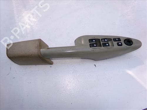 Used Left front window switch HYUNDAI TUCSON (JM) 2.0 CRDi (140 hp) 27444343