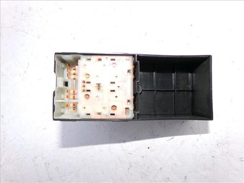 Used Left front window switch NISSAN MICRA III (K12) 1.5 dCi (65 hp) 29566423