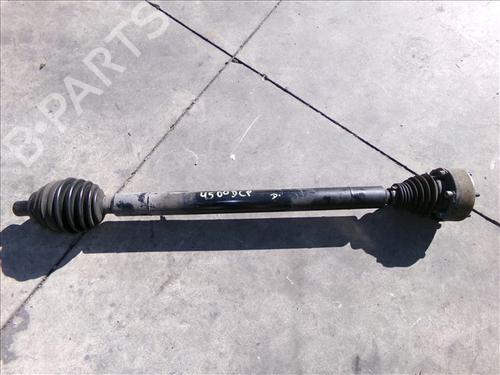 Drivaksel fortil Højre VW GOLF PLUS V (5M1, 521) 1.6 TDI (105 hp) 30006813