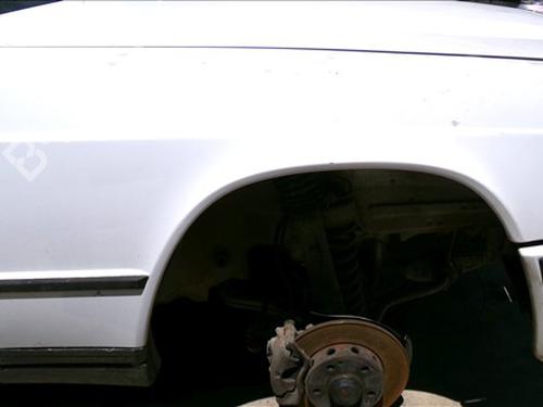 Used Right front fenders MERCEDES-BENZ 190 (W201) D 2.0 (201.122) (72 hp) 28162608