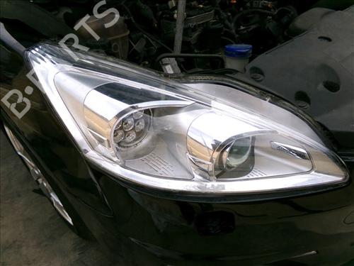 Used Right headlight PEUGEOT 508 SW I (8E_) 2.0 HDi (163 hp) 27099272