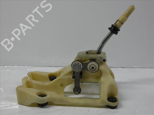 Gear lever HYUNDAI COUPE II (GK) 1.6 16V | BP24556537M90 