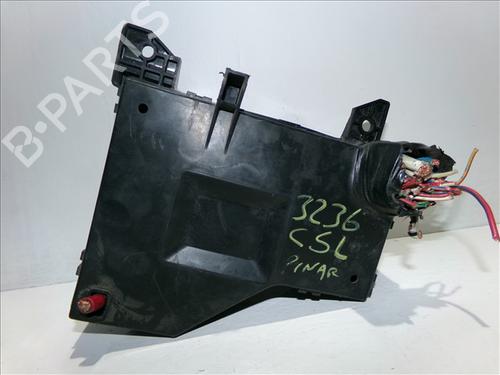 Fuse box MITSUBISHI CARISMA (DA_) 1.9 DI-D (DA5A) | BP24564297E1 