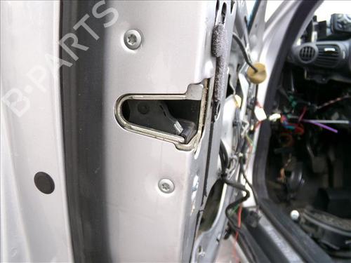 Used Front left lock MERCEDES-BENZ C-CLASS (W203) C 200 Kompressor (203.045) (163 hp) 26283502