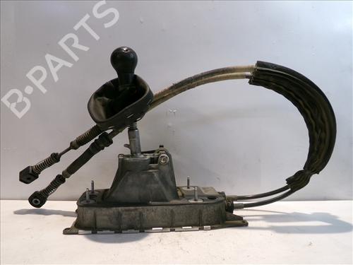 Used Gear lever VW CADDY III Box Body/MPV (2KA, 2KH, 2CA, 2CH) 1.9 TDI (105 hp) 24563250