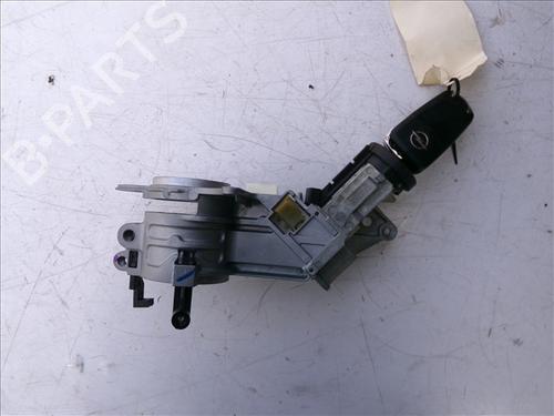 Used Electronic module OPEL ASTRA H GTC (A04) 1.6 (L08) (105 hp) 24860293