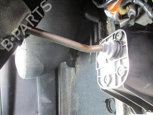Used Gear lever NISSAN NOTE (E11, NE11) 1.5 dCi (86 hp) 24557113