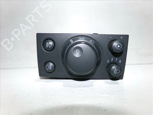 Used Headlight switch OPEL MERIVA A MPV (X03) 1.7 CDTI (E75) (100 hp) 24858784