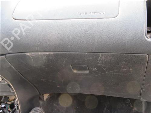 Used Glove box NISSAN TERRANO II (R20) 2.7 TDi 4WD (125 hp) 24558700