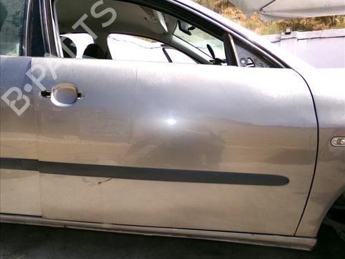 Used Right front door SEAT CORDOBA (6L2) 1.9 TDI (100 hp) 28488372