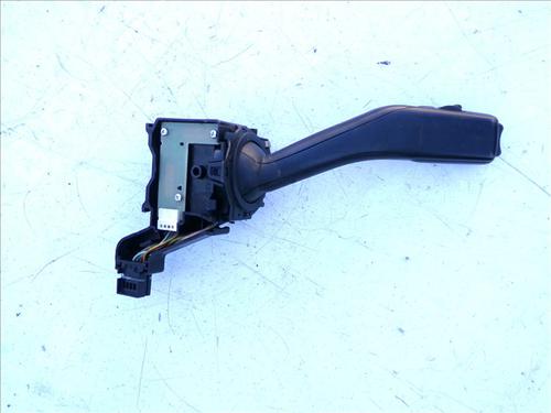 Steering column stalk SEAT LEON (1P1) 2.0 TDI | BP24859845I23 