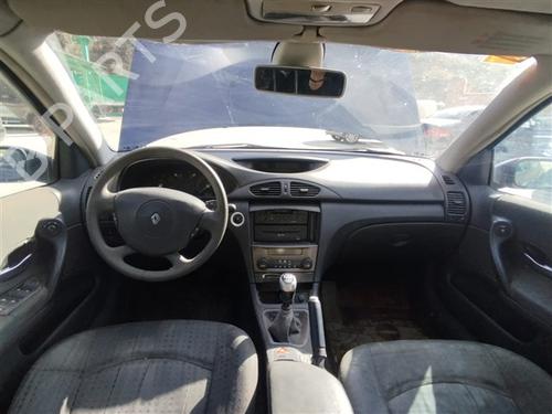 Troisième feu stop RENAULT LAGUNA II (BG0/1_) 1.9 dCi (BG08, BG0G) | BP26204541L11 