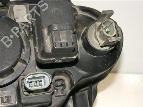 Right headlight RENAULT MEGANE I Classic (LA0/1_) 1.9 dCi (LA05, LA1F) | BP29597308C29 