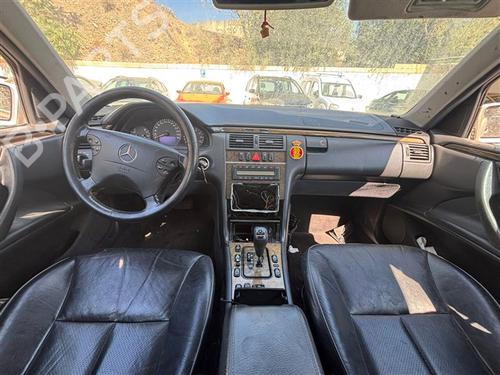 Front right exterior door handle MERCEDES-BENZ E-CLASS (W210) E 320 CDI (210.026) | BP29520496C129