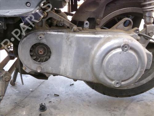 Used Upper protection KIA CARENS II MPV (FJ) 1.6 (105 hp) 24858322
