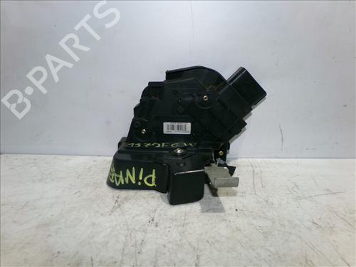 Høyre bak lås FORD FOCUS I (DAW, DBW) 1.8 Turbo DI / TDDi (90 hp) 24565506