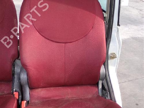 Used Rear seat FIAT MULTIPLA (186_) 1.9 JTD 105 (186AXB1A) (105 hp) 30187090